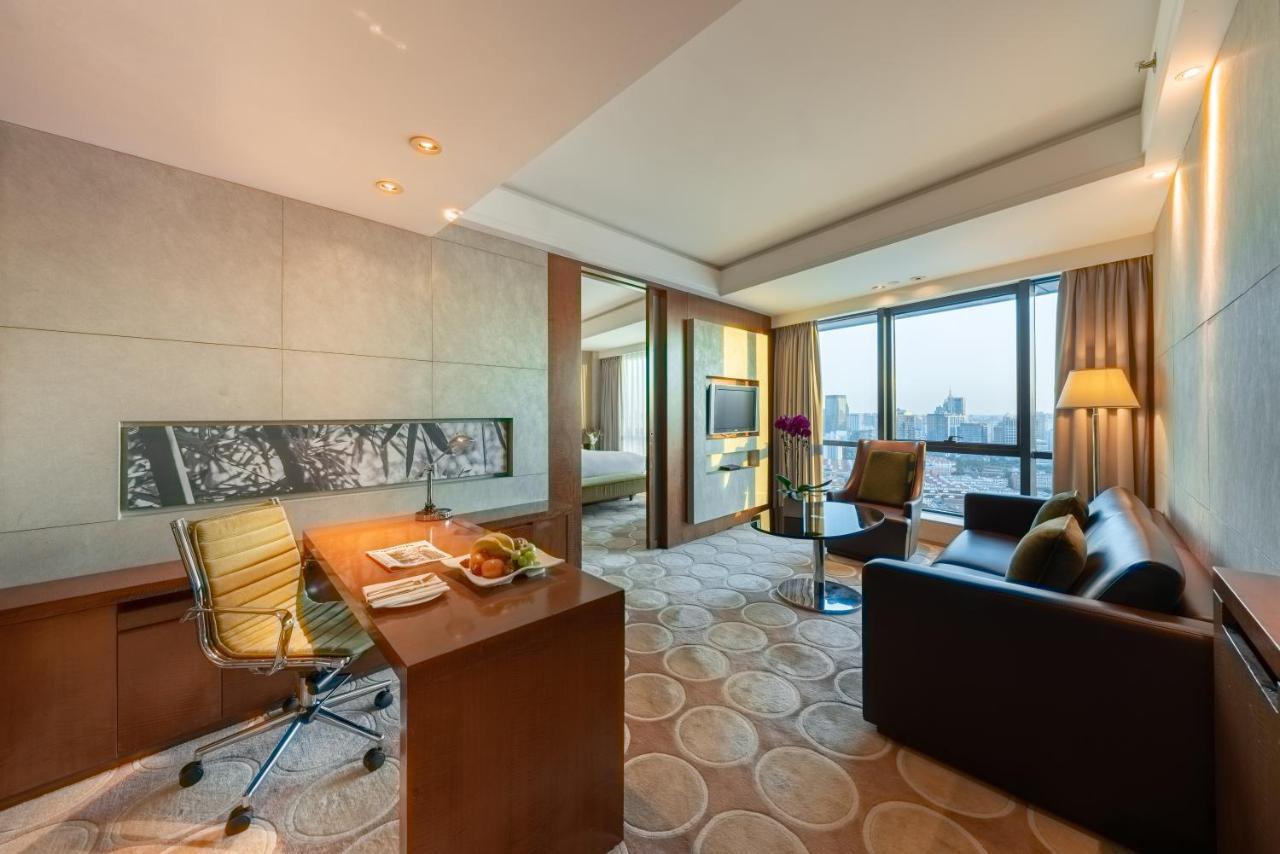 The Eton Hotel Shanghai Exteriör bild